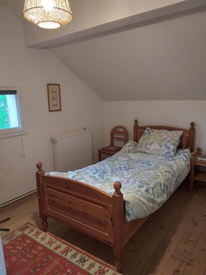 Les Dames De La Saugiat Bed & Breakfast Le Fied Екстериор снимка